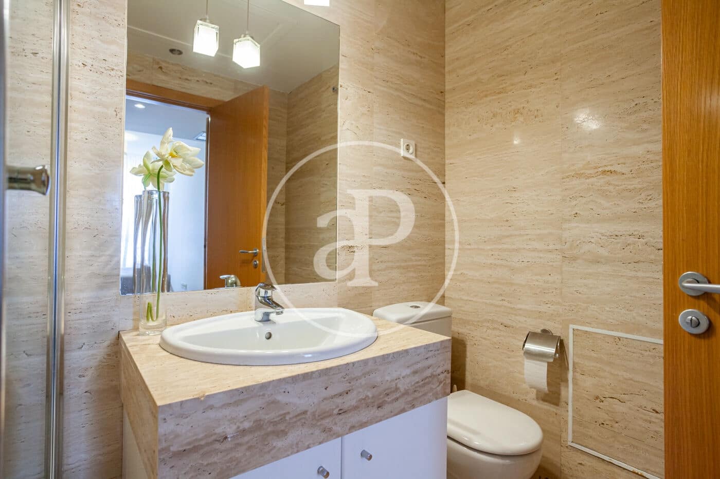 1 soverom Leilighet til leie i Madrid by med svømmebasseng - € 1 500 (Ref: 9465769)