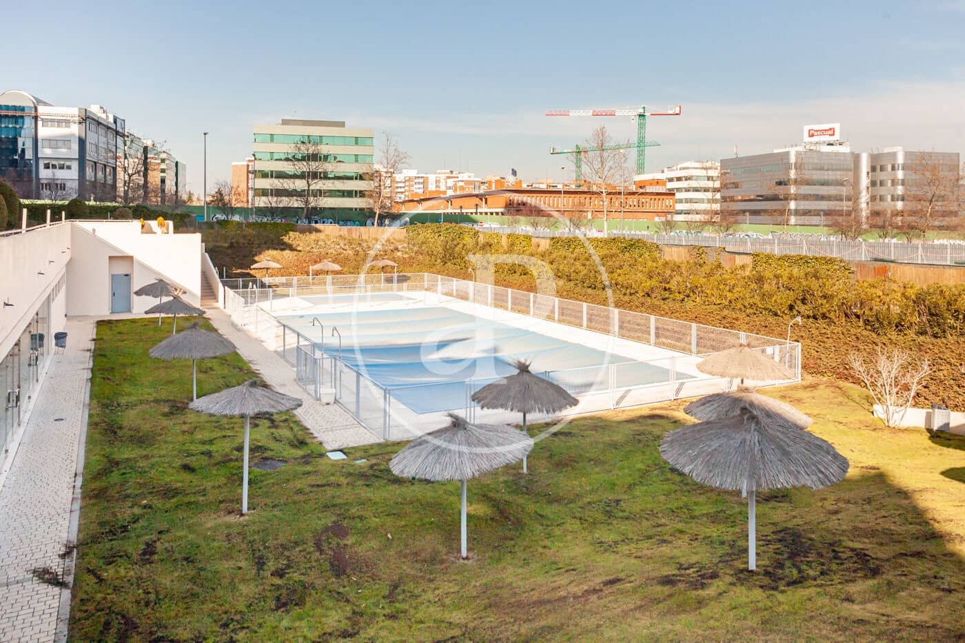 1 soverom Leilighet til leie i Madrid by med svømmebasseng - € 1 500 (Ref: 9465769)