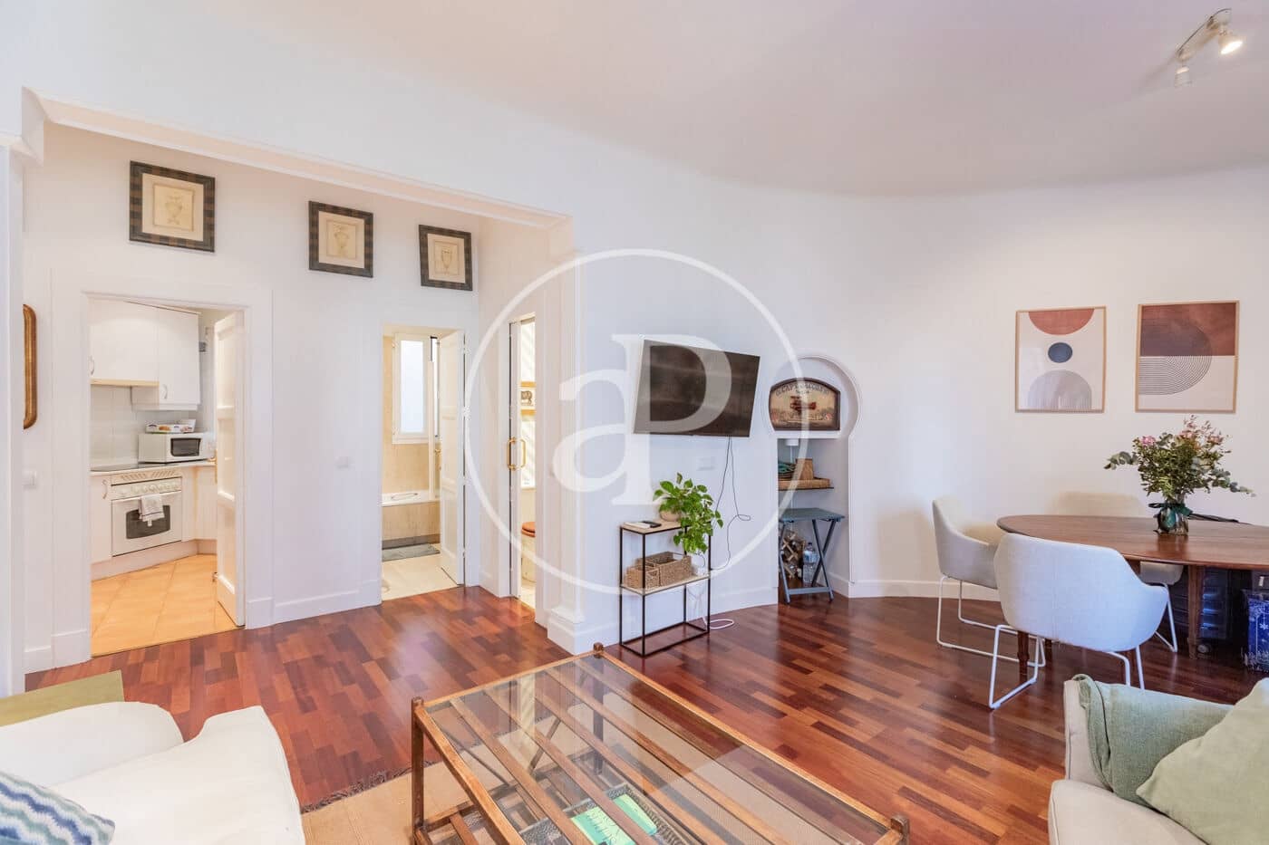 2 soverom Leilighet til leie i Madrid by - € 2 150 (Ref: 9468493)