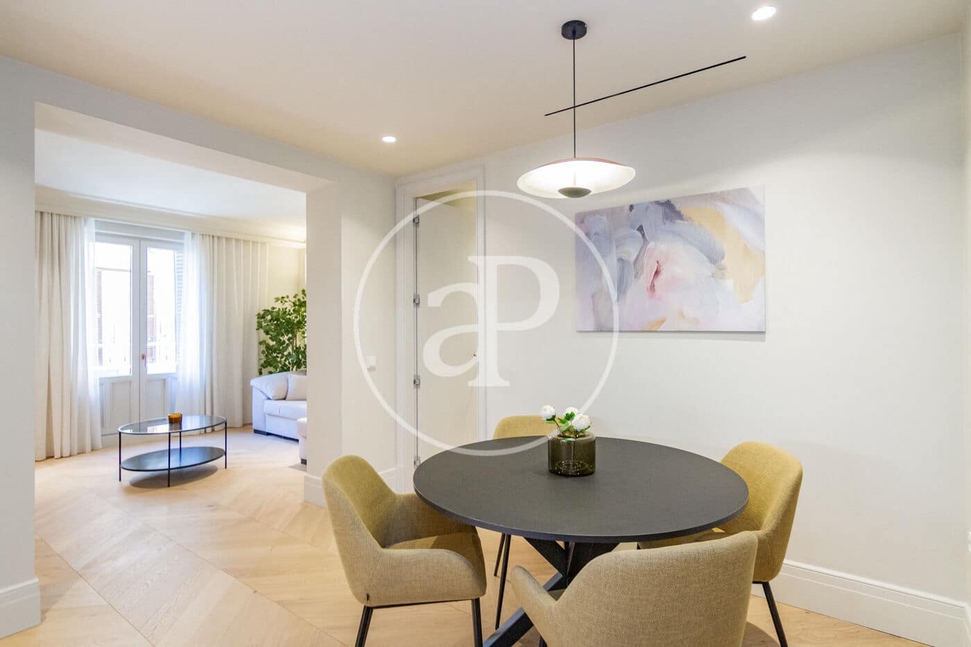 Apartamento de 1 habitación en Madrid ciudad en alquiler con piscina - 3.000 € (Ref: 9468496)