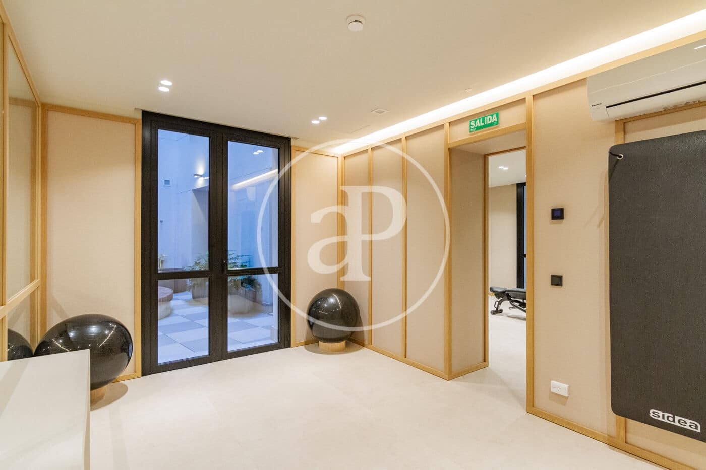 Apartamento de 1 habitación en Madrid ciudad en alquiler con piscina - 3.000 € (Ref: 9468496)