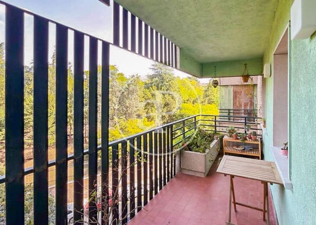 Apartamento de 4 habitaciones en Jerónimos, Madrid ciudad en venta - 1.195.000 € (Ref: 9468498)