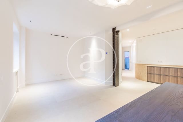 Apartamento de 2 habitaciones en Universidad, Madrid ciudad en venta - 1.350.000 € (Ref: 9468501)