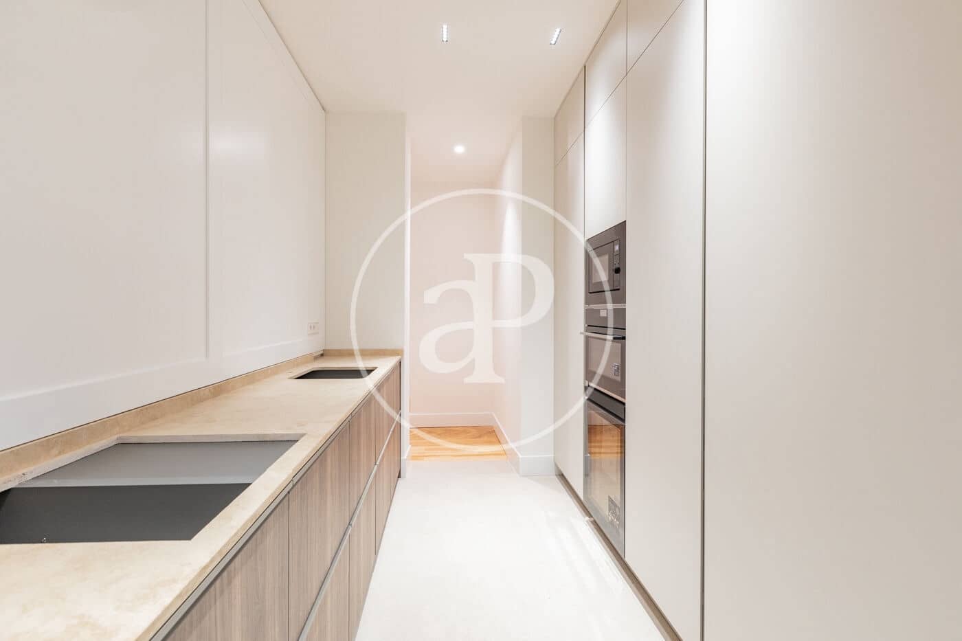 Apartamento de 2 habitaciones en Madrid ciudad en venta - 1.350.000 € (Ref: 9468501)