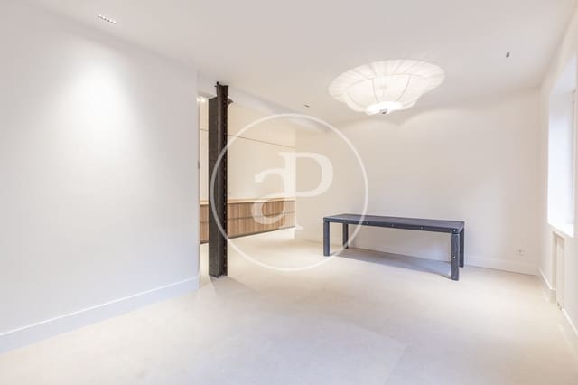 Apartamento de 2 habitaciones en Universidad, Madrid ciudad en venta - 1.350.000 € (Ref: 9468501)