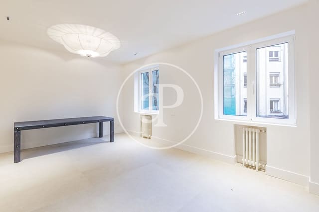 Apartamento de 2 habitaciones en Universidad, Madrid ciudad en venta - 1.350.000 € (Ref: 9468501)