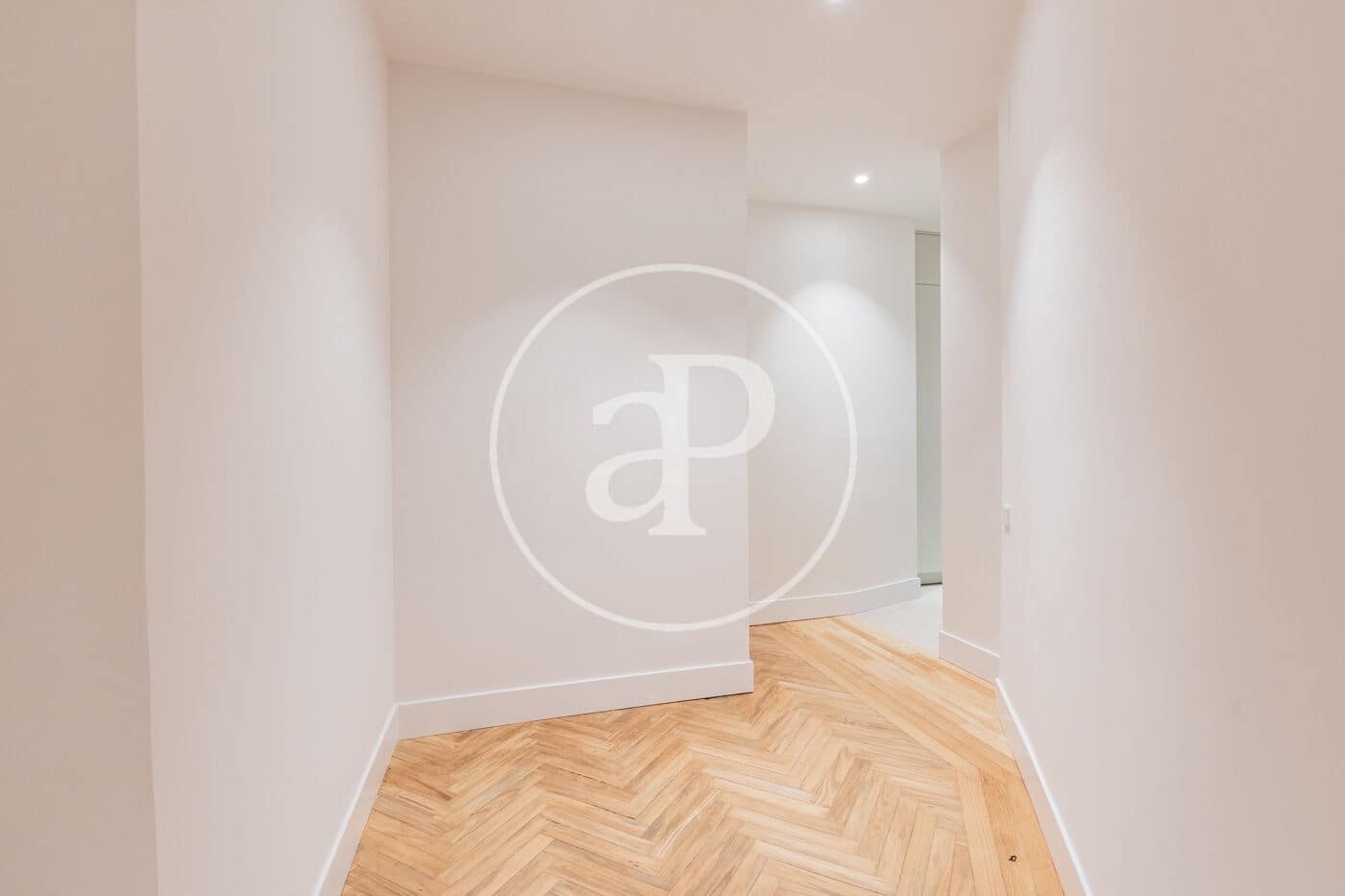 Apartamento de 2 habitaciones en Madrid ciudad en venta - 1.350.000 € (Ref: 9468501)