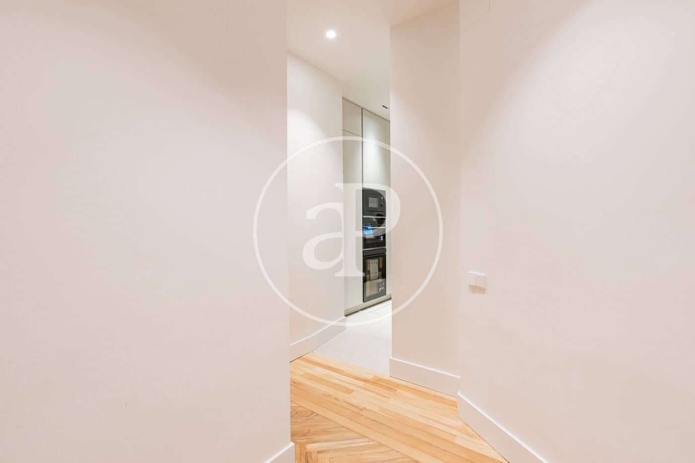 Apartamento de 2 habitaciones en Madrid ciudad en venta - 1.350.000 € (Ref: 9468501)