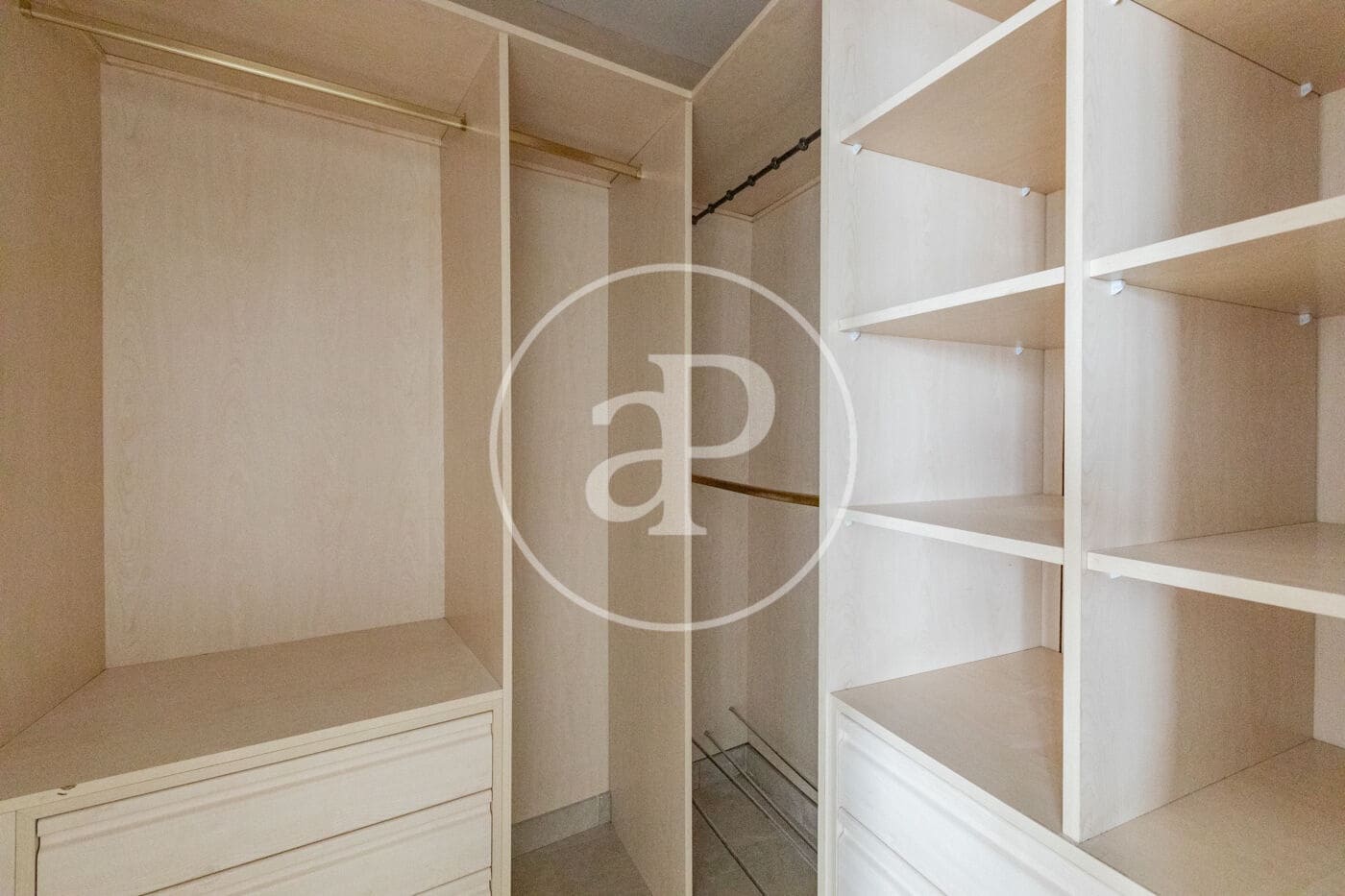 3 quarto Apartamento para venda em Madrid cidade - 1 650 000 € (Ref: 9468504)