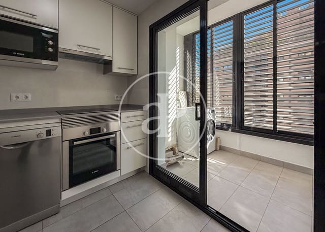 3 Zimmer Apartment zu vermieten in Pacífico, Madrid Stadt - 2.600 € (Ref: 9472978)