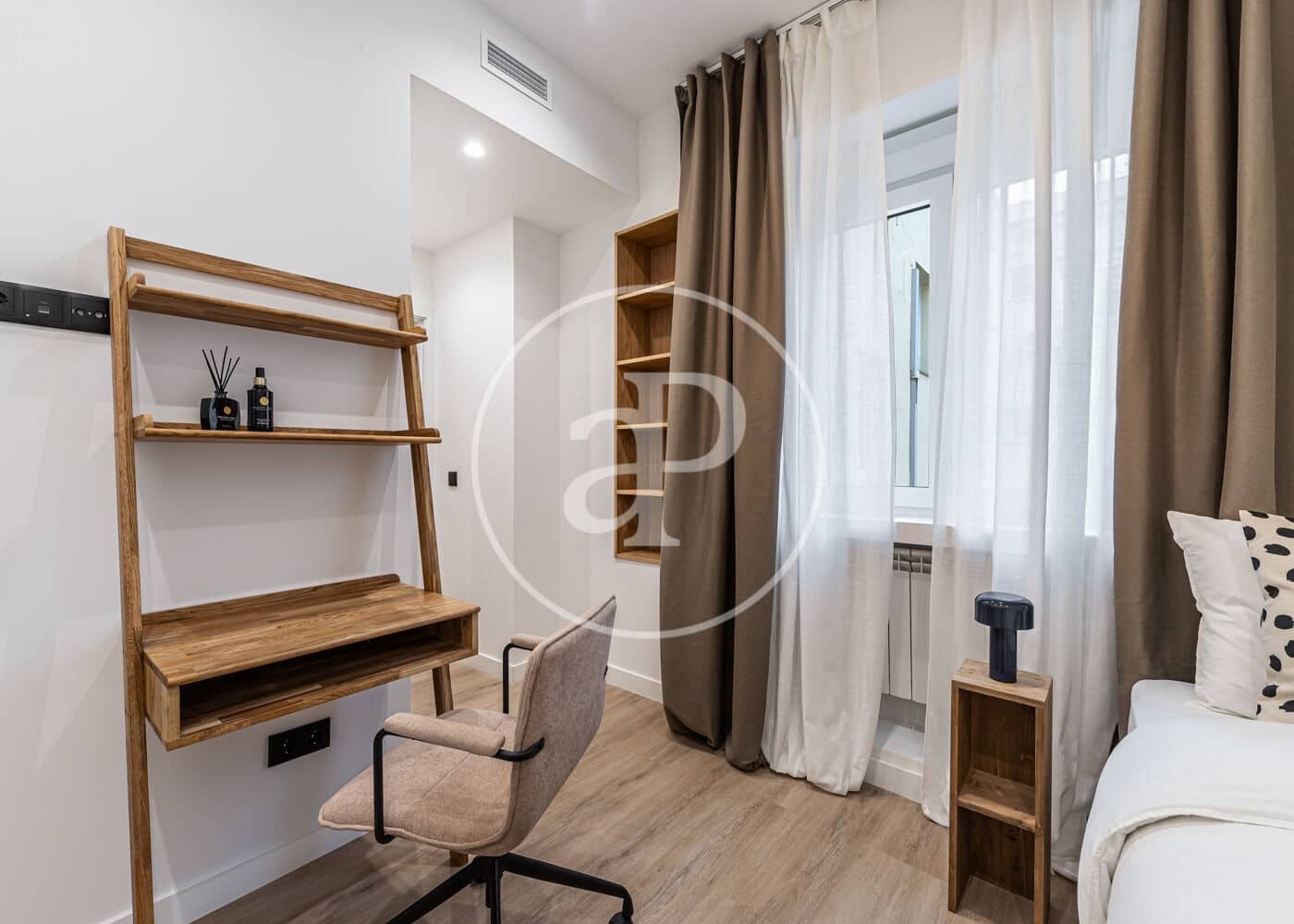 2 soveværelse Lejlighed til salg i Madrid by - € 1.375.000 (Ref: 9472980)