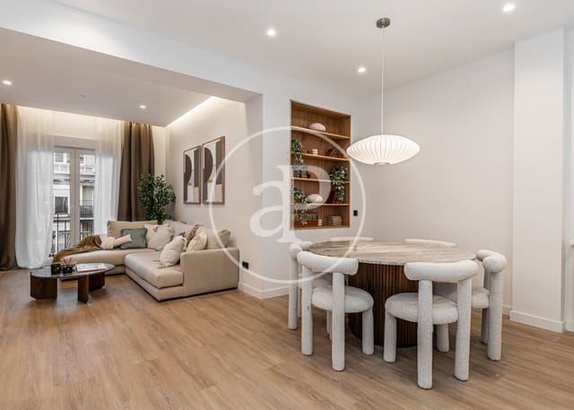 2 soverom Leilighet til salgs i Niño Jesús, Madrid by - € 1 375 000 (Ref: 9472980)