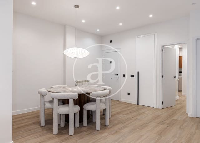 2 soverom Leilighet til salgs i Niño Jesús, Madrid by - € 1 375 000 (Ref: 9472980)