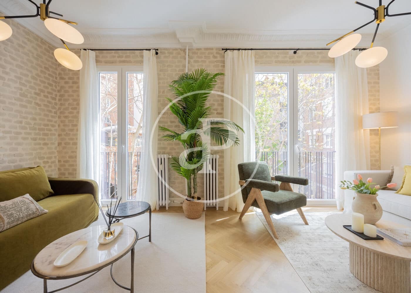 2 soveværelse Lejlighed til salg i Madrid by - € 1.750.000 (Ref: 9472981)
