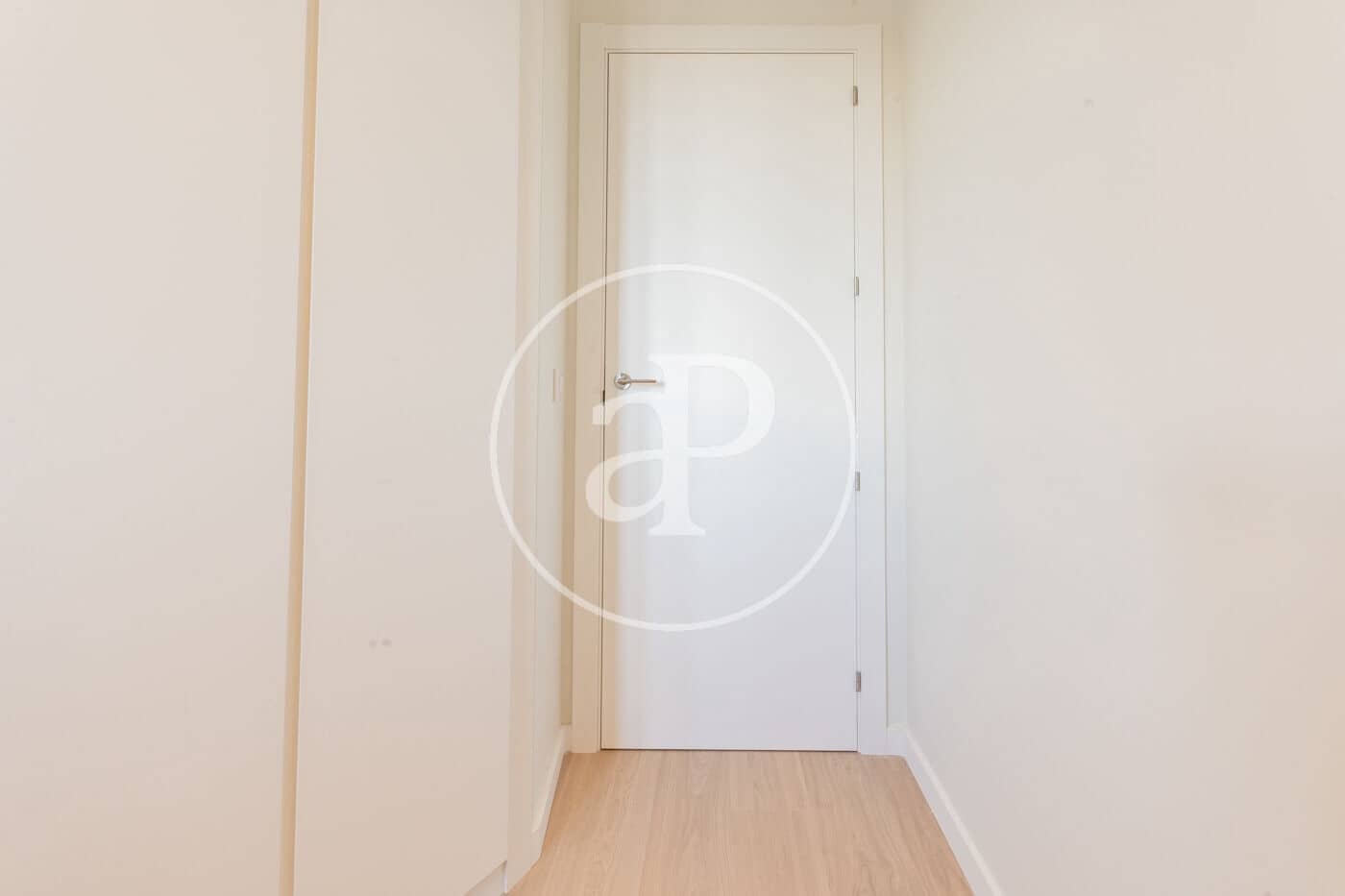 Apartamento de 2 habitaciones en Madrid ciudad en alquiler - 1.900 € (Ref: 9472983)