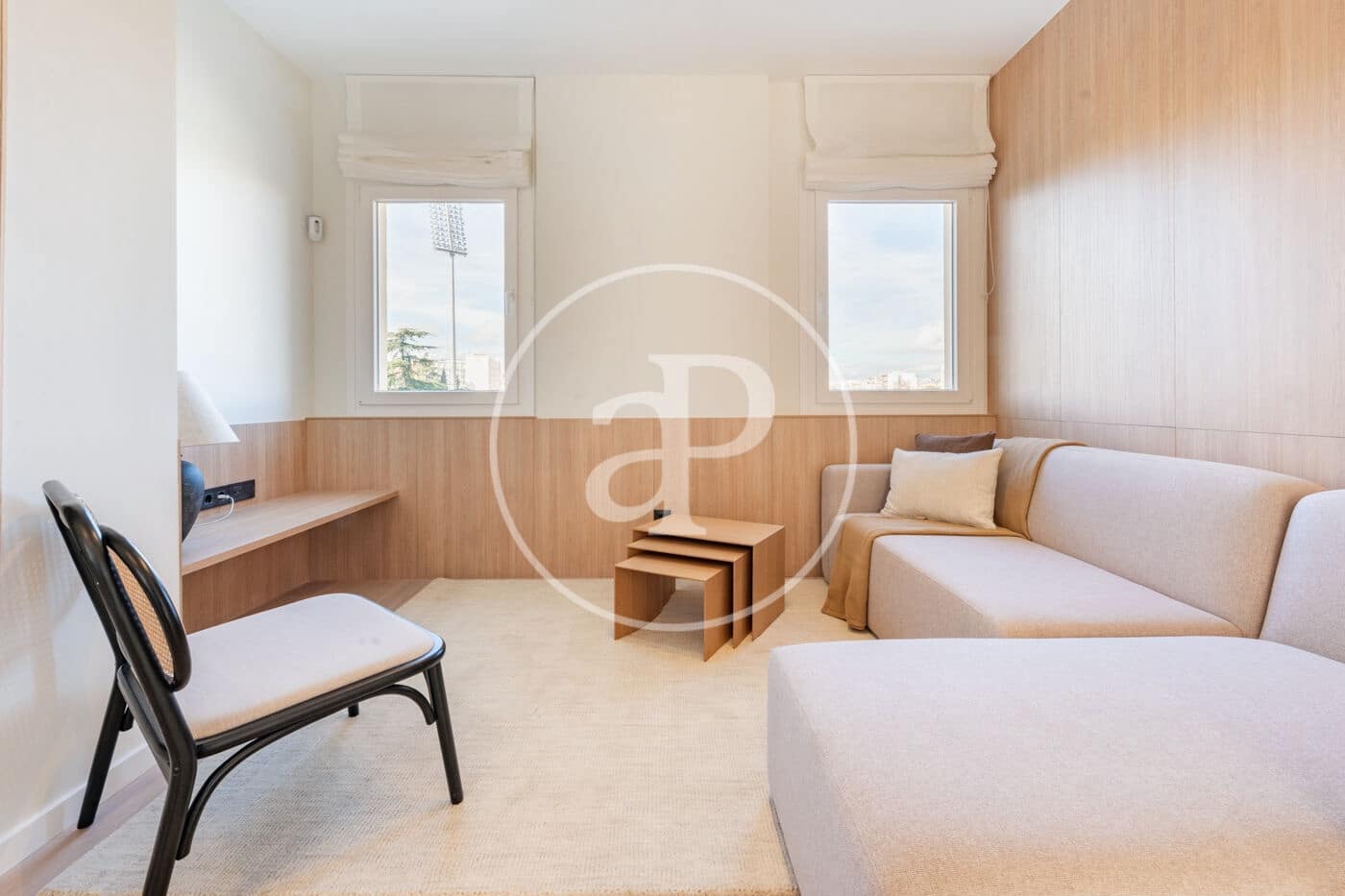 Apartamento de 2 habitaciones en Madrid ciudad en alquiler - 1.900 € (Ref: 9472983)