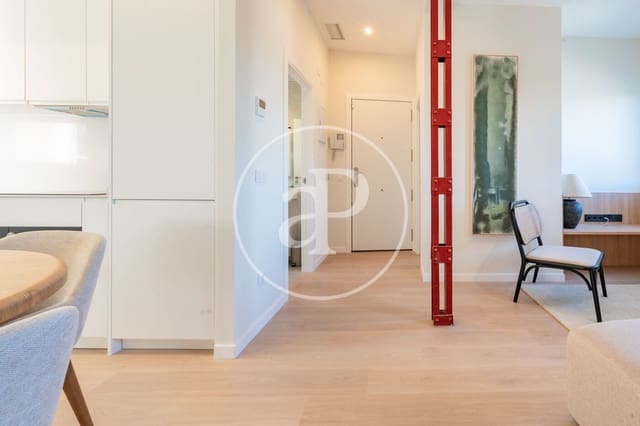 Apartamento de 2 habitaciones en Vallehermoso, Madrid ciudad en alquiler - 1.900 € (Ref: 9472983)