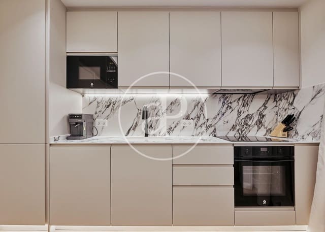 3 makuuhuone Huoneisto myytävänä paikassa Ibiza, Madrid kaupunki - 1 169 000 € (Ref: 9474205)