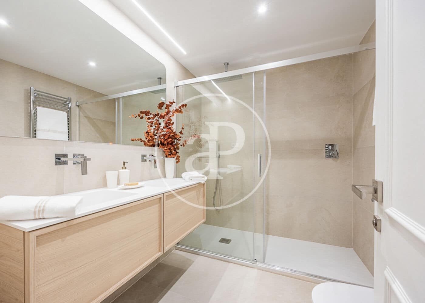 3 bedroom Apartment for sale in Madrid city - € 2,820,000 (Ref: 9474208)