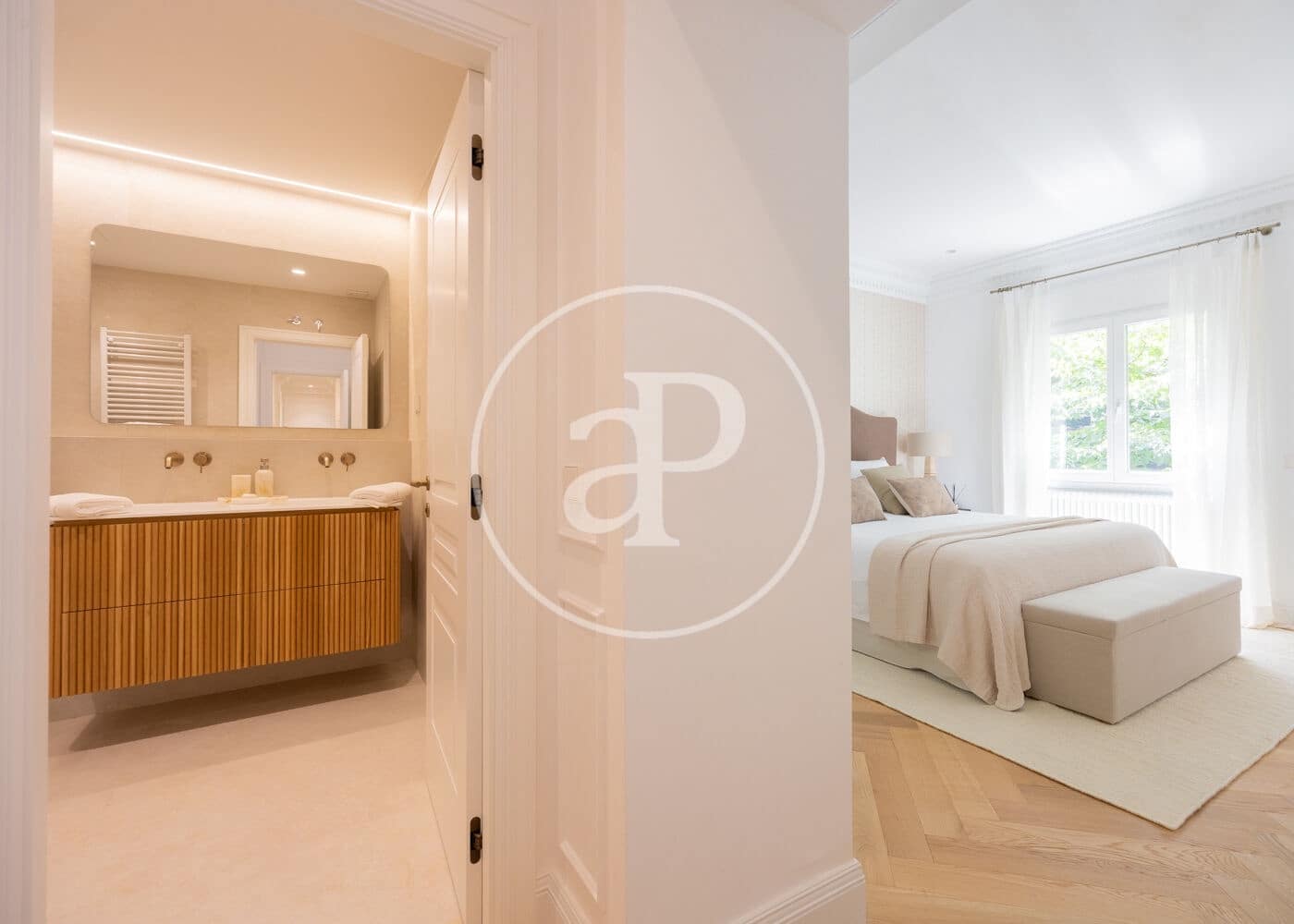 Apartamento de 3 habitaciones en Madrid ciudad en venta - 2.820.000 € (Ref: 9474208)