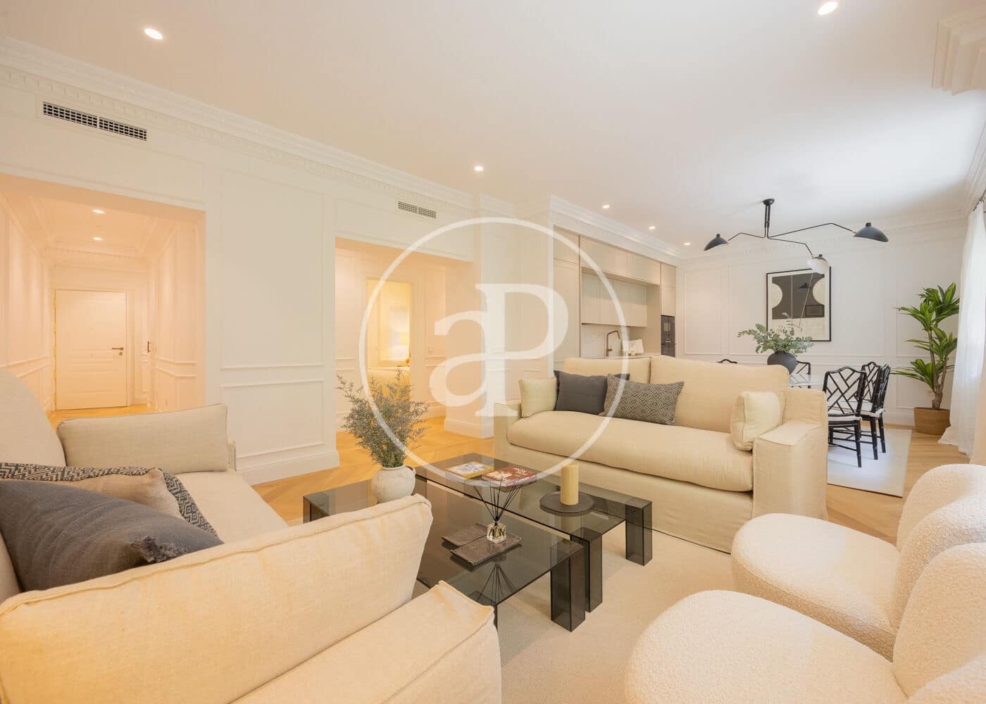 Apartamento de 3 habitaciones en Madrid ciudad en venta - 2.820.000 € (Ref: 9474208)