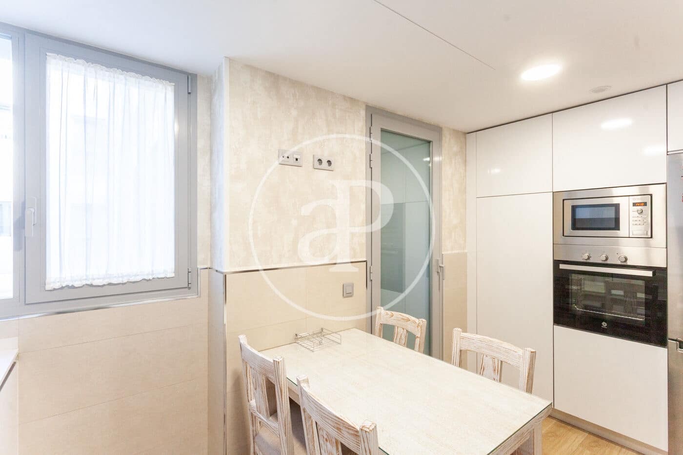 3 bedroom Apartment for sale in Las Rozas de Madrid with pool - € 785,000 (Ref: 9476112)