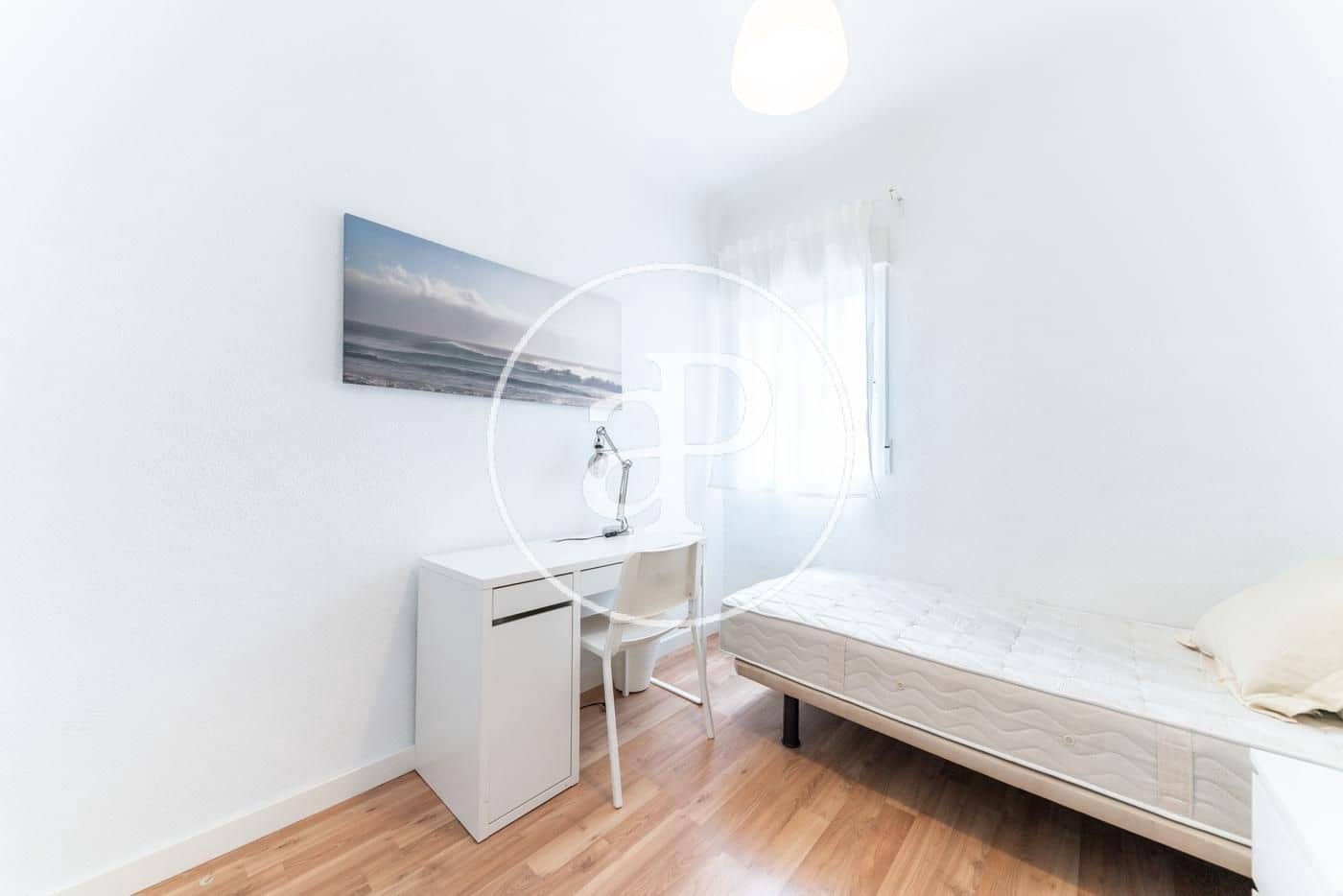 4 bedroom Apartment for rent in Madrid city - € 2,400 (Ref: 9476113)