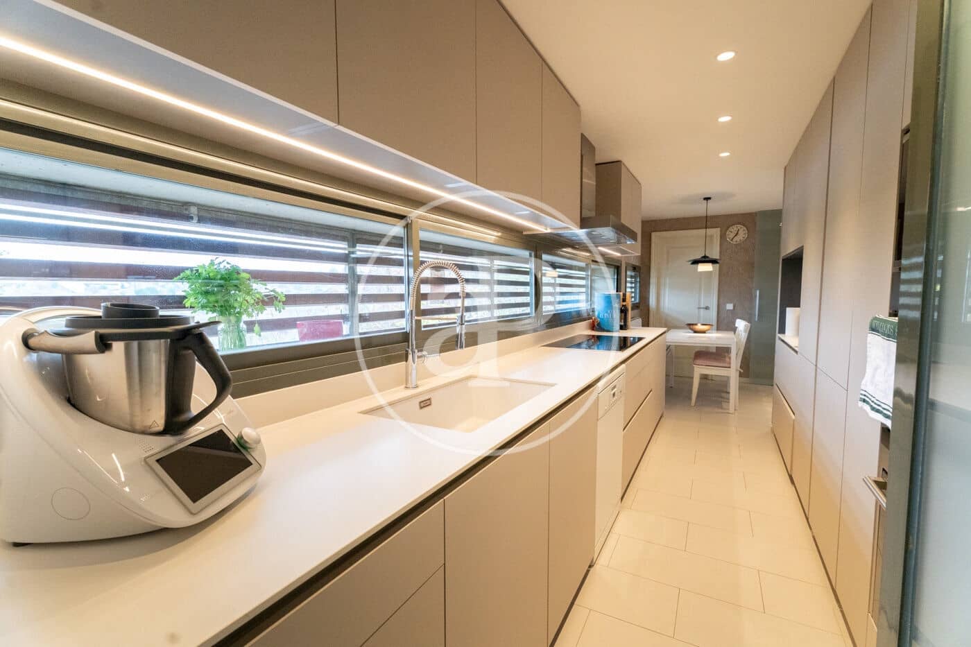 4 bedroom Apartment for sale in La Moraleja with pool - € 1,590,000 (Ref: 9481199)