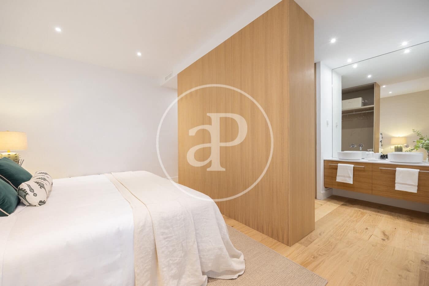 3 bedroom Apartment for sale in Madrid city - € 1,990,000 (Ref: 9482044)