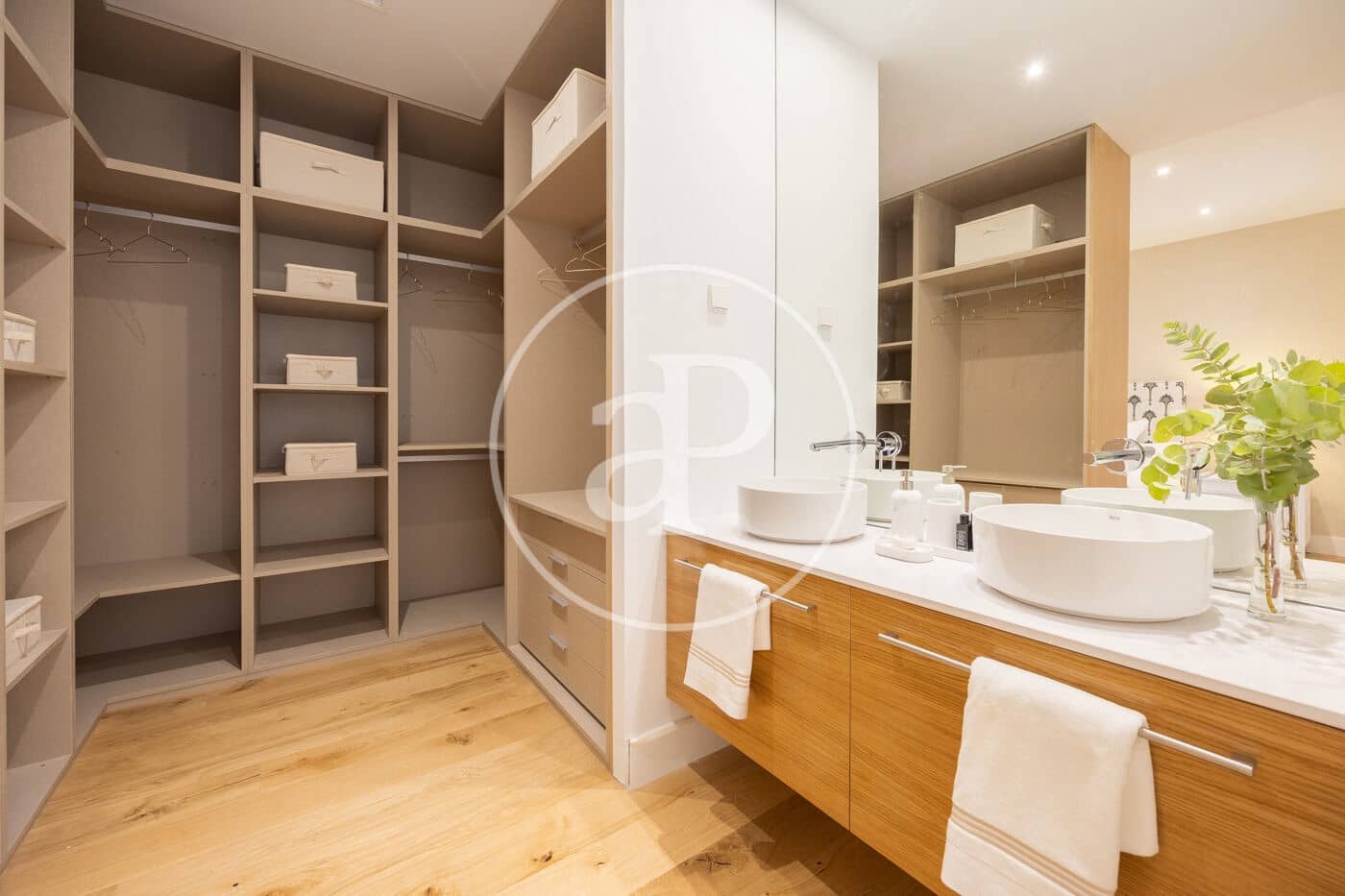 3 bedroom Apartment for sale in Madrid city - € 1,990,000 (Ref: 9482044)