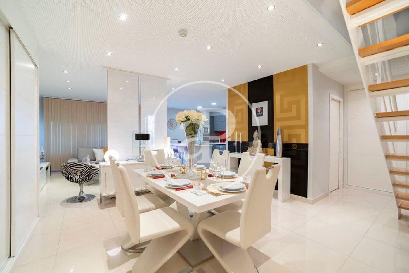 2 bedroom Penthouse for sale in San Sebastian de los Reyes - € 740,000 (Ref: 9482045)