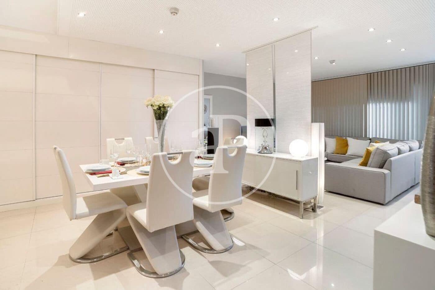 2 bedroom Penthouse for sale in San Sebastian de los Reyes - € 740,000 (Ref: 9482045)