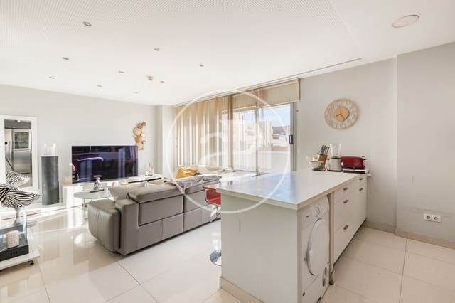 2 soveværelse Penthouse til salg i San Sebastián de los Reyes - € 720.000 (Ref: 9482045)