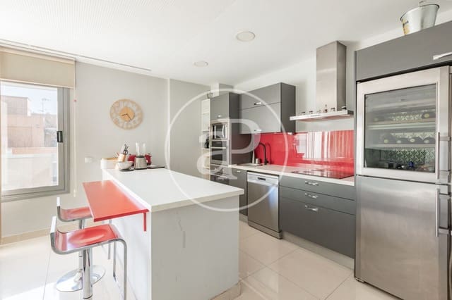 2 soveværelse Penthouse til salg i San Sebastián de los Reyes - € 720.000 (Ref: 9482045)