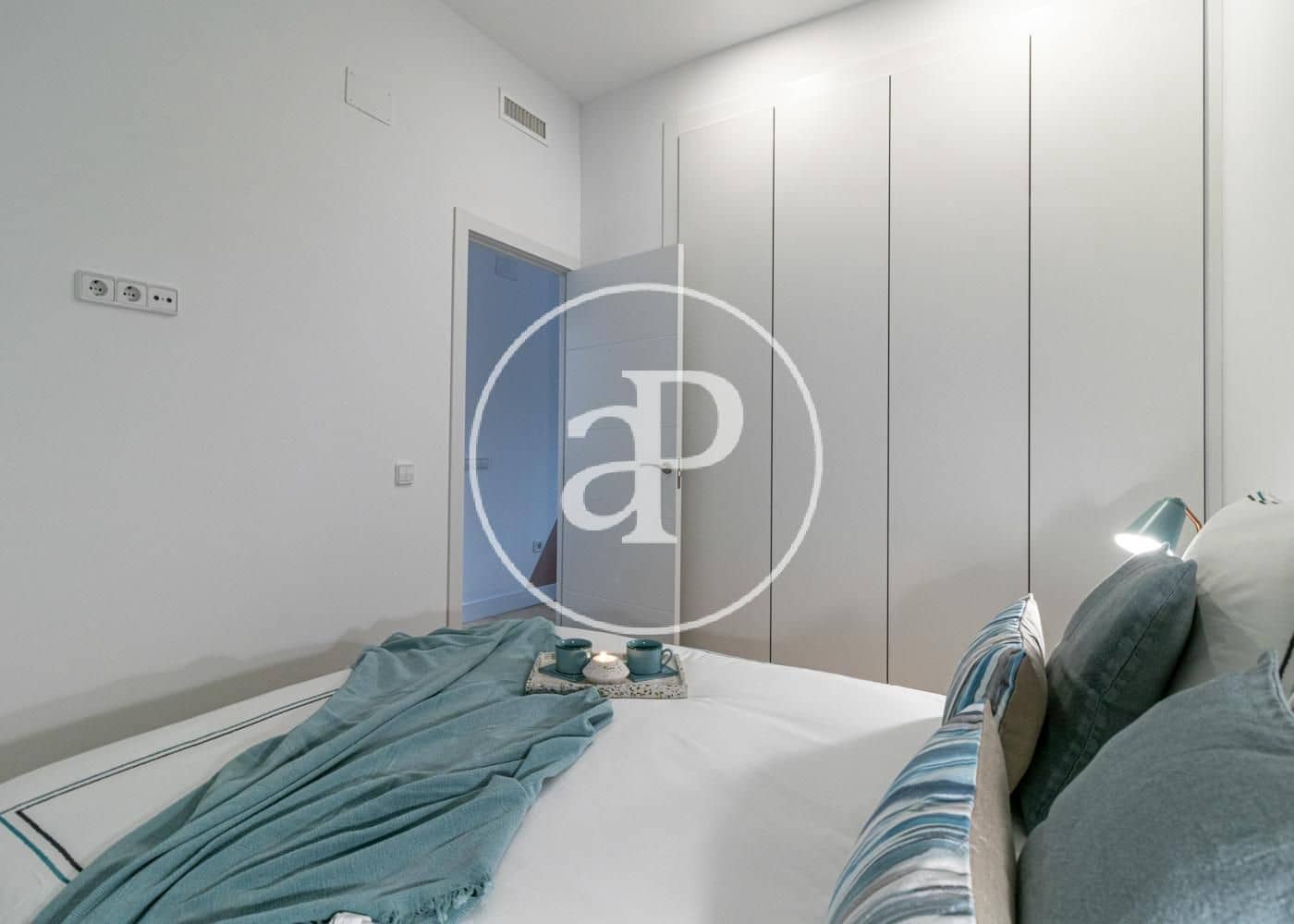 1 soveværelse Lejlighed til leje i Madrid by - € 1.290 (Ref: 9485294)