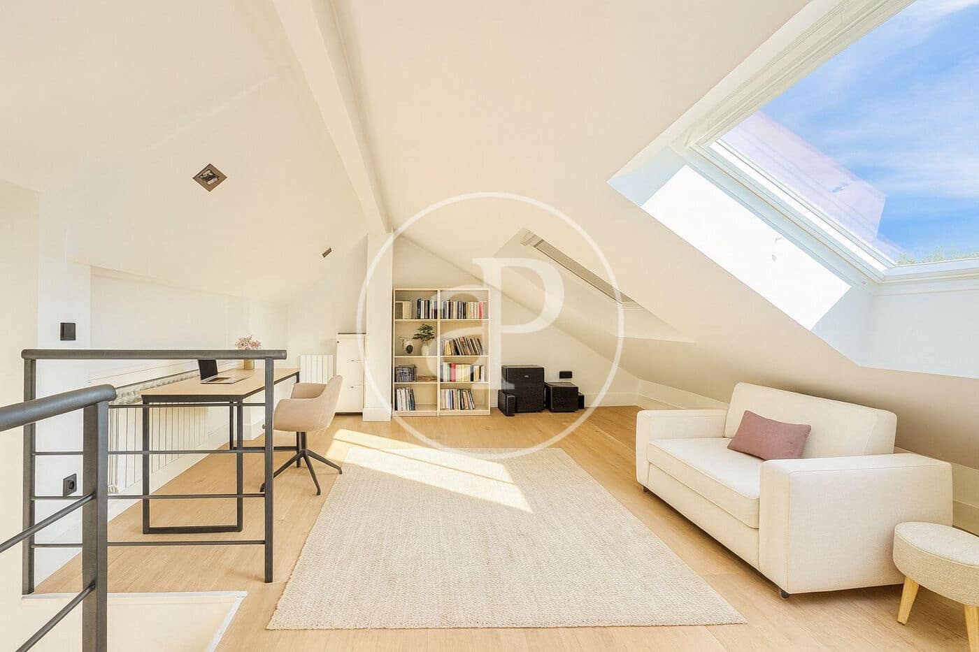 8 bedroom Villa for sale in La Moraleja with pool - € 5,450,000 (Ref: 9485295)