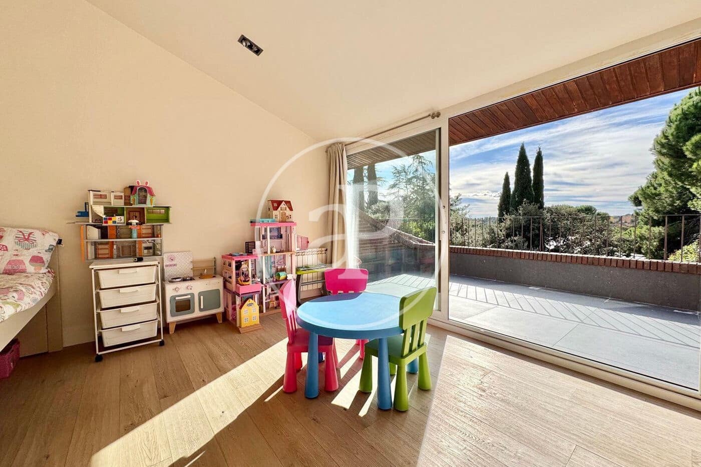 8 bedroom Villa for sale in La Moraleja with pool - € 5,450,000 (Ref: 9485295)