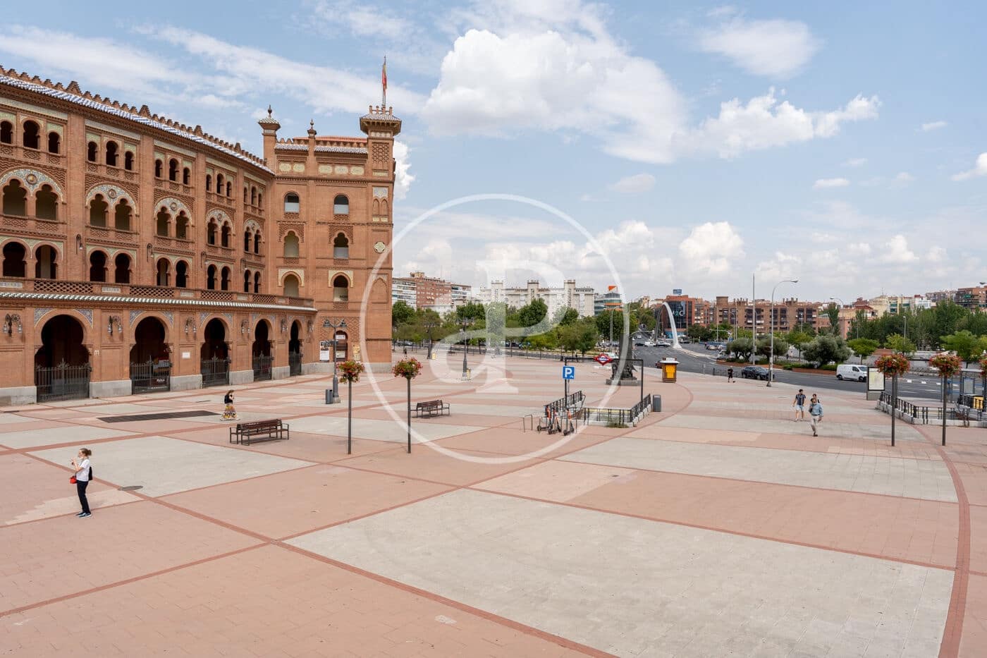 2 bedroom Apartment for sale in Madrid city - € 399,000 (Ref: 9485297)