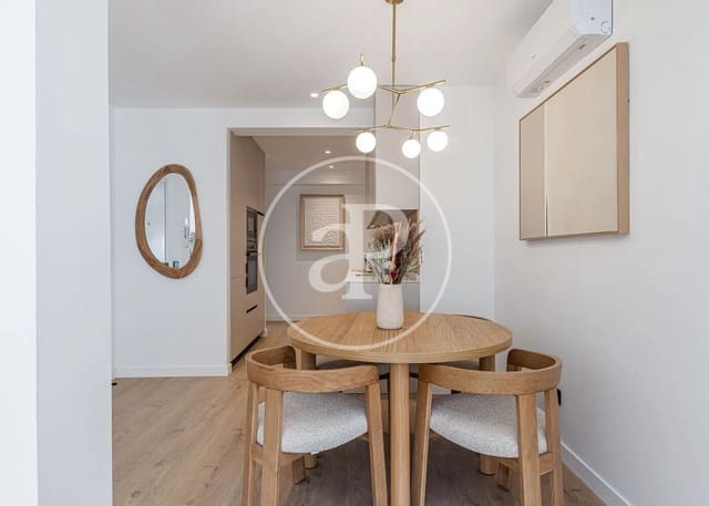 Apartamento de 3 habitaciones en Embajadores, Madrid ciudad en venta - 695.000 € (Ref: 9485298)