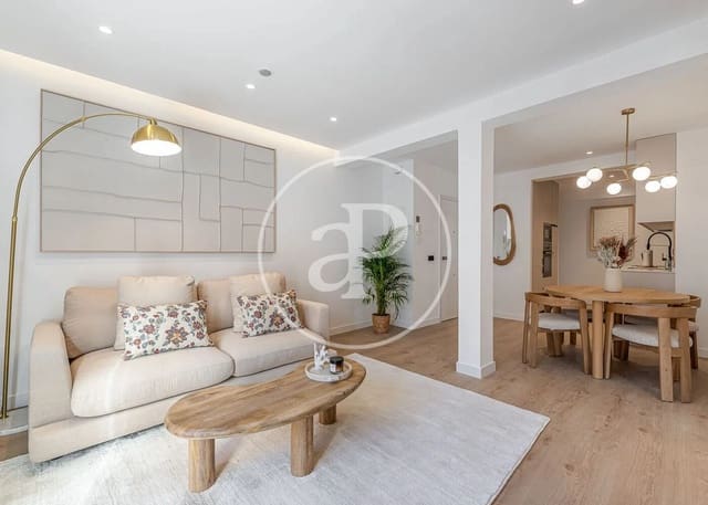 Apartamento de 3 habitaciones en Embajadores, Madrid ciudad en venta - 695.000 € (Ref: 9485298)