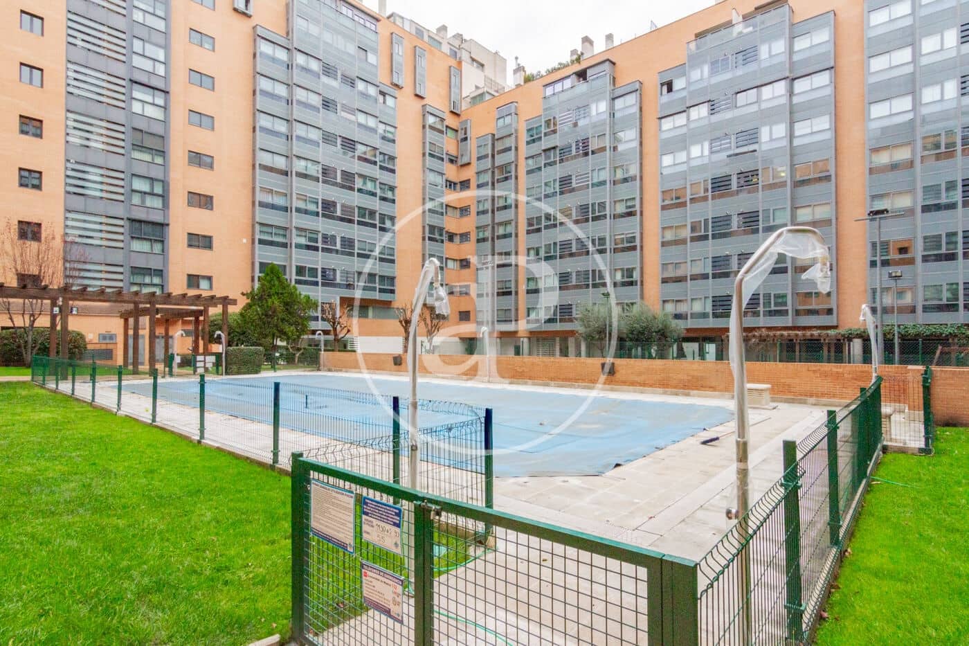 Ático de 3 habitaciones en Madrid ciudad en venta con piscina - 1.395.000 € (Ref: 9488351)