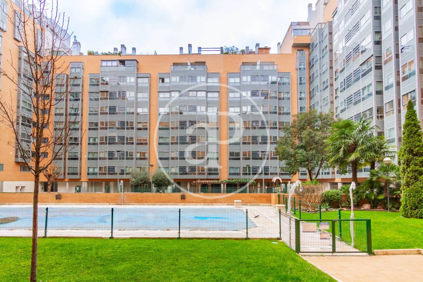 Ático de 3 habitaciones en Madrid ciudad en venta con piscina - 1.395.000 € (Ref: 9488351)