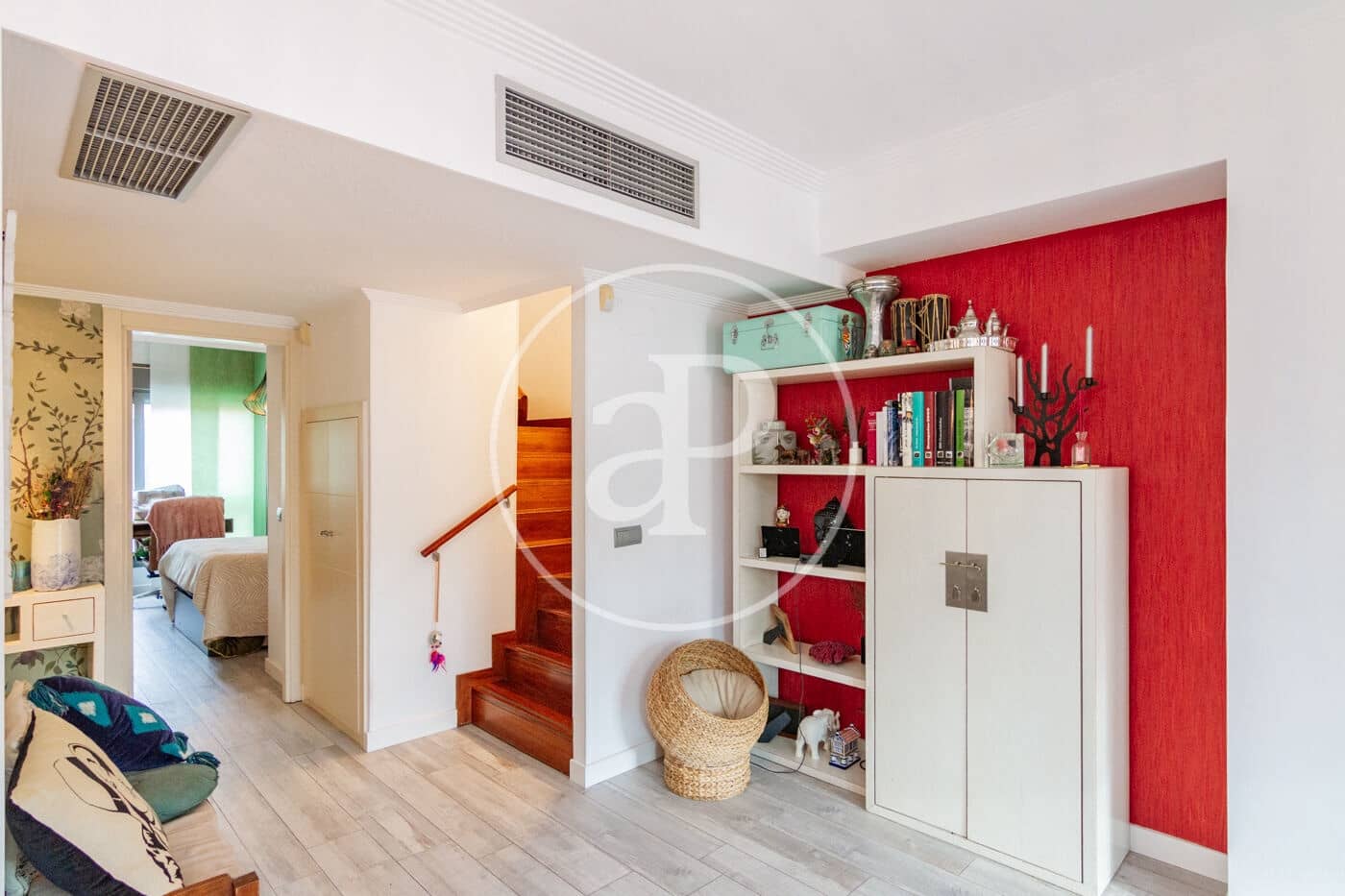 Ático de 3 habitaciones en Madrid ciudad en venta con piscina - 1.395.000 € (Ref: 9488351)