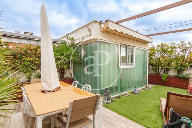 Ático de 3 habitaciones en Legazpi, Madrid ciudad en venta con piscina - 1.395.000 € (Ref: 9488351)