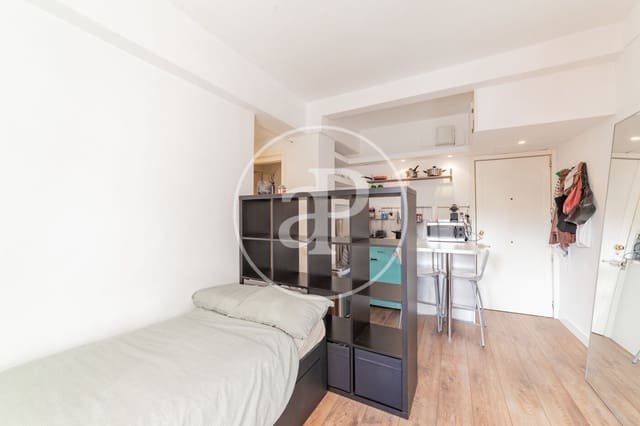 1 slaapkamer Appartement te huur in Recoletos, Madrid stad - € 1.100 (Ref: 9488352)