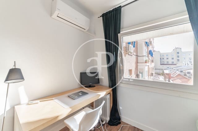 1 slaapkamer Appartement te huur in Recoletos, Madrid stad - € 1.100 (Ref: 9488352)