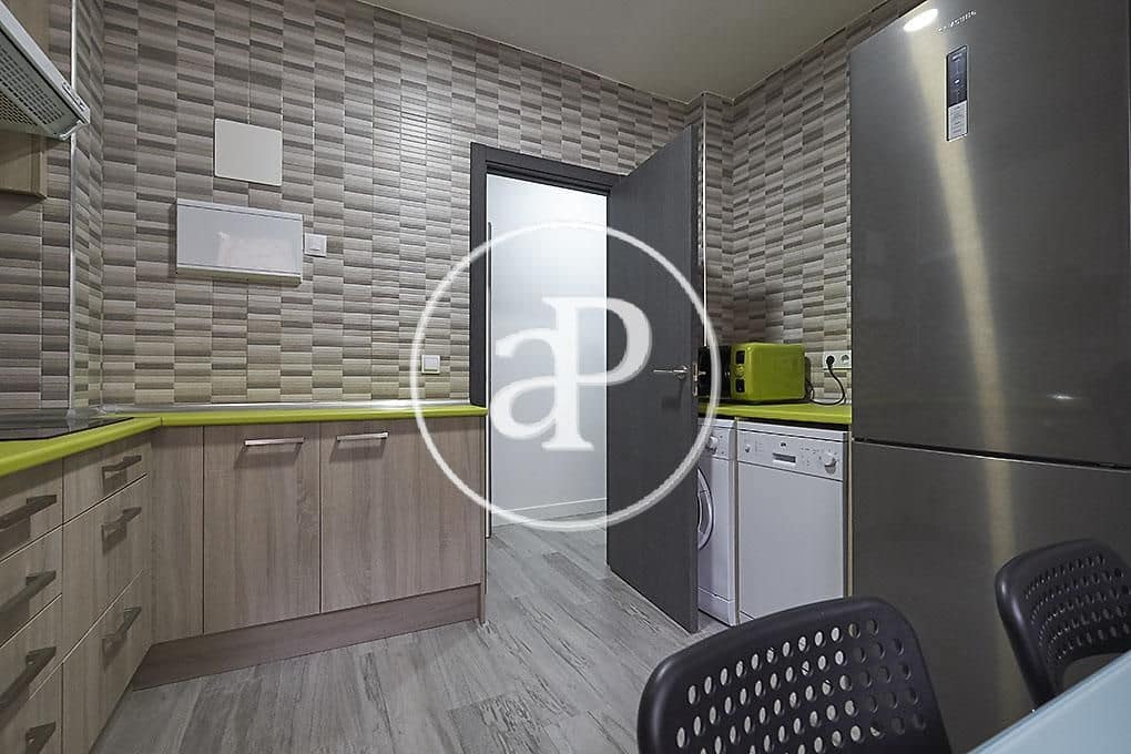 Apartamento de 5 habitaciones en Madrid ciudad en alquiler - 3.500 € (Ref: 9491455)