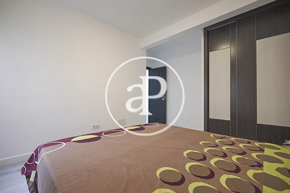 Apartamento de 5 habitaciones en Madrid ciudad en alquiler - 3.500 € (Ref: 9491455)