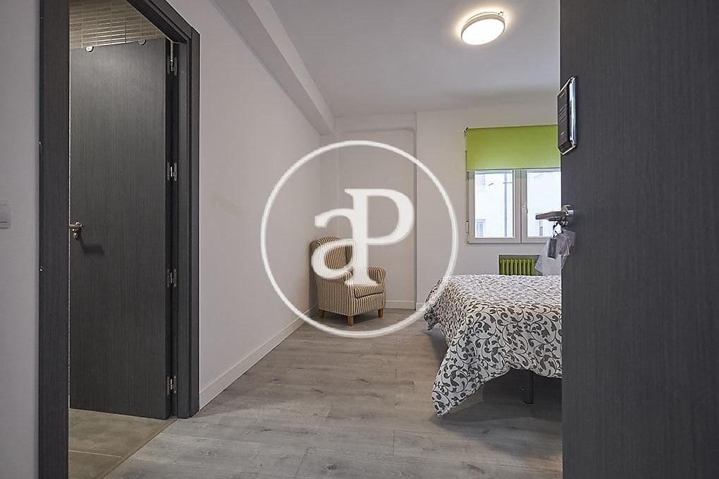 Apartamento de 5 habitaciones en Madrid ciudad en alquiler - 3.500 € (Ref: 9491455)