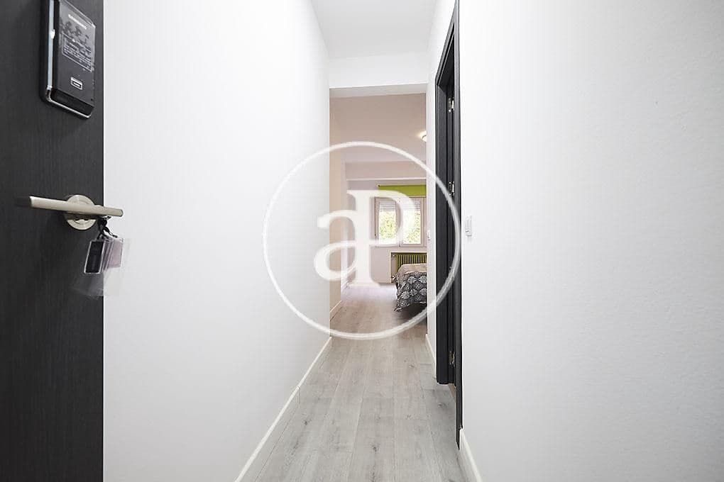 Apartamento de 5 habitaciones en Madrid ciudad en alquiler - 3.500 € (Ref: 9491455)